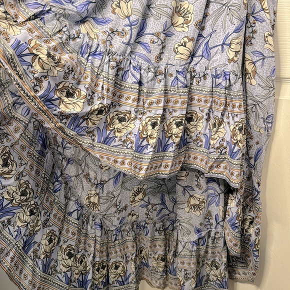 EUC J. NNA Asymmetrical Flowery Dress - Picture 5 of 10